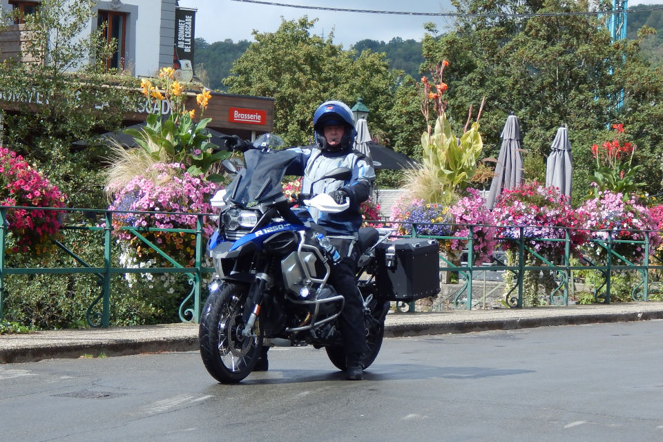 Motorrijbewijspoint Middelburg examengarantie AVB en AVD
